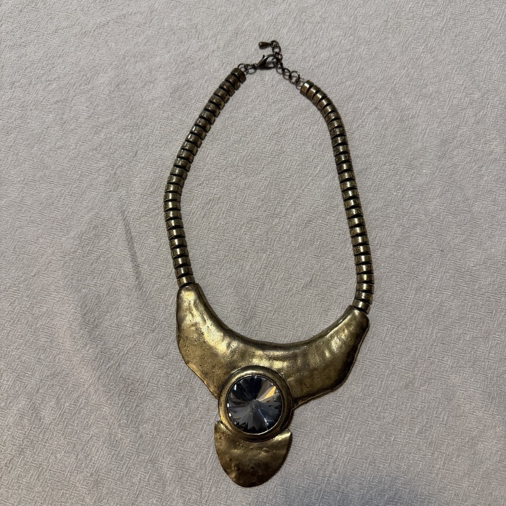 Vintage Y2K Hammered Brass Boho Statement Bib Choker Necklace Gray Crystal